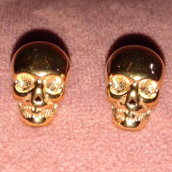 3D Gold Skull Post Earrings Statement Stud Gothic Metal Biker Small Punk Skulls - Picture 5 of 12